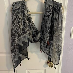 Black and Grey Scarf